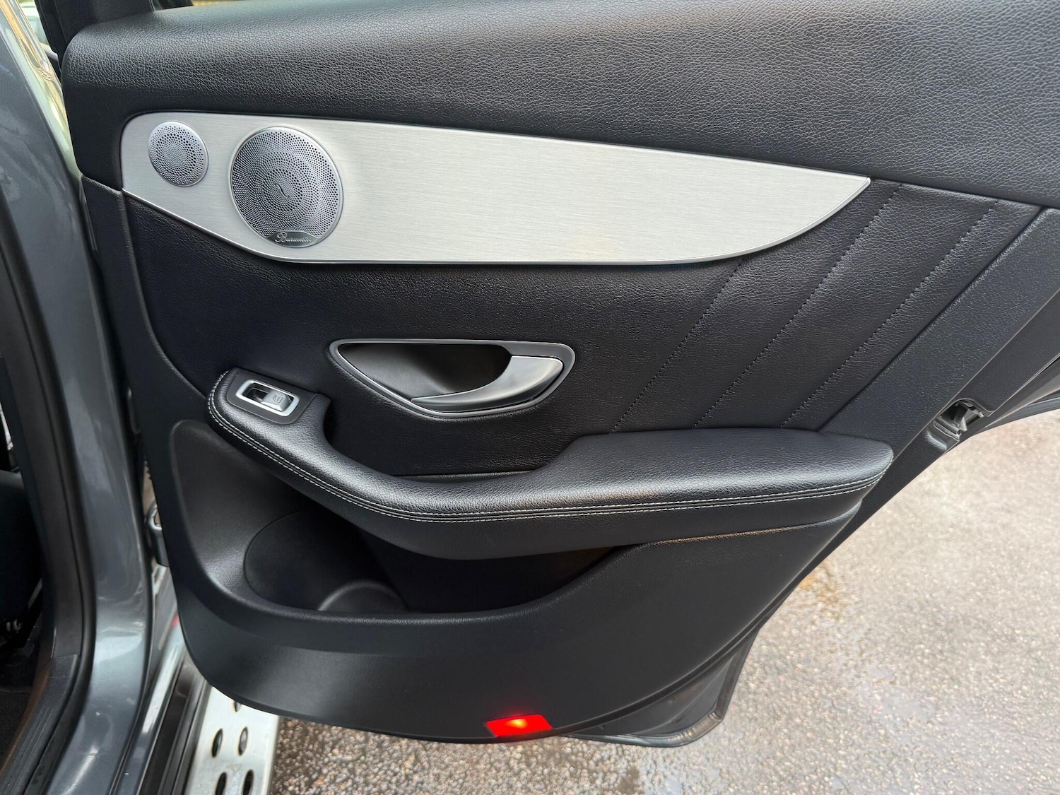 Used Mercedes-Benz GLC 2018 for sale - 76994853: Photo 23