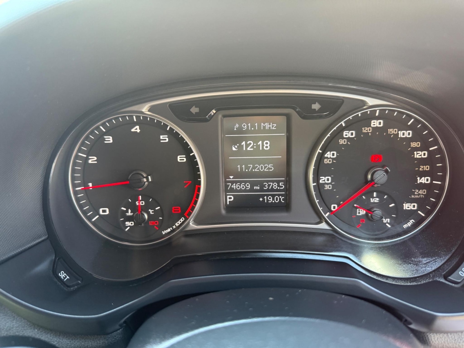 Used Audi A1 2013 for sale - 76987752: Photo 8