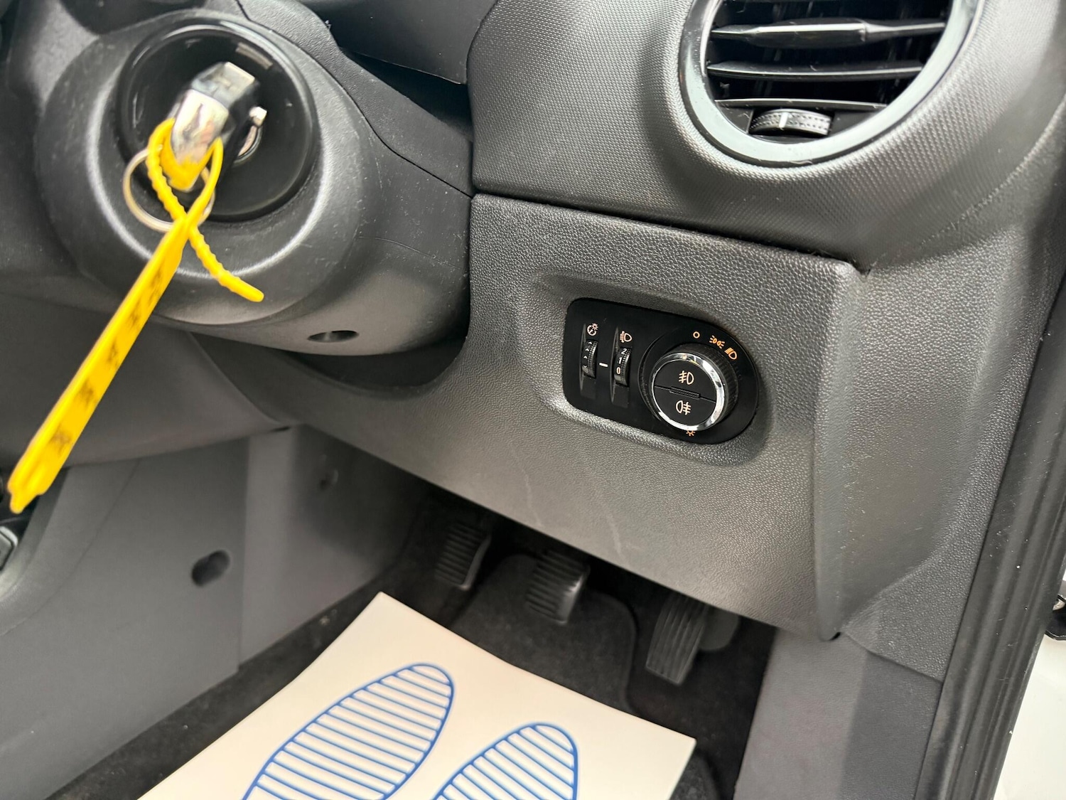 Used Vauxhall Corsa 2014 for sale - 76423292: Photo 10