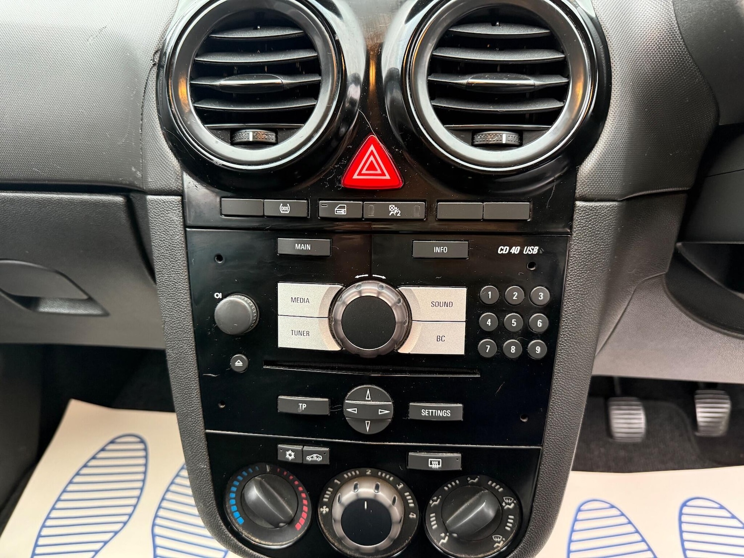 Used Vauxhall Corsa 2014 for sale - 76423292: Photo 12