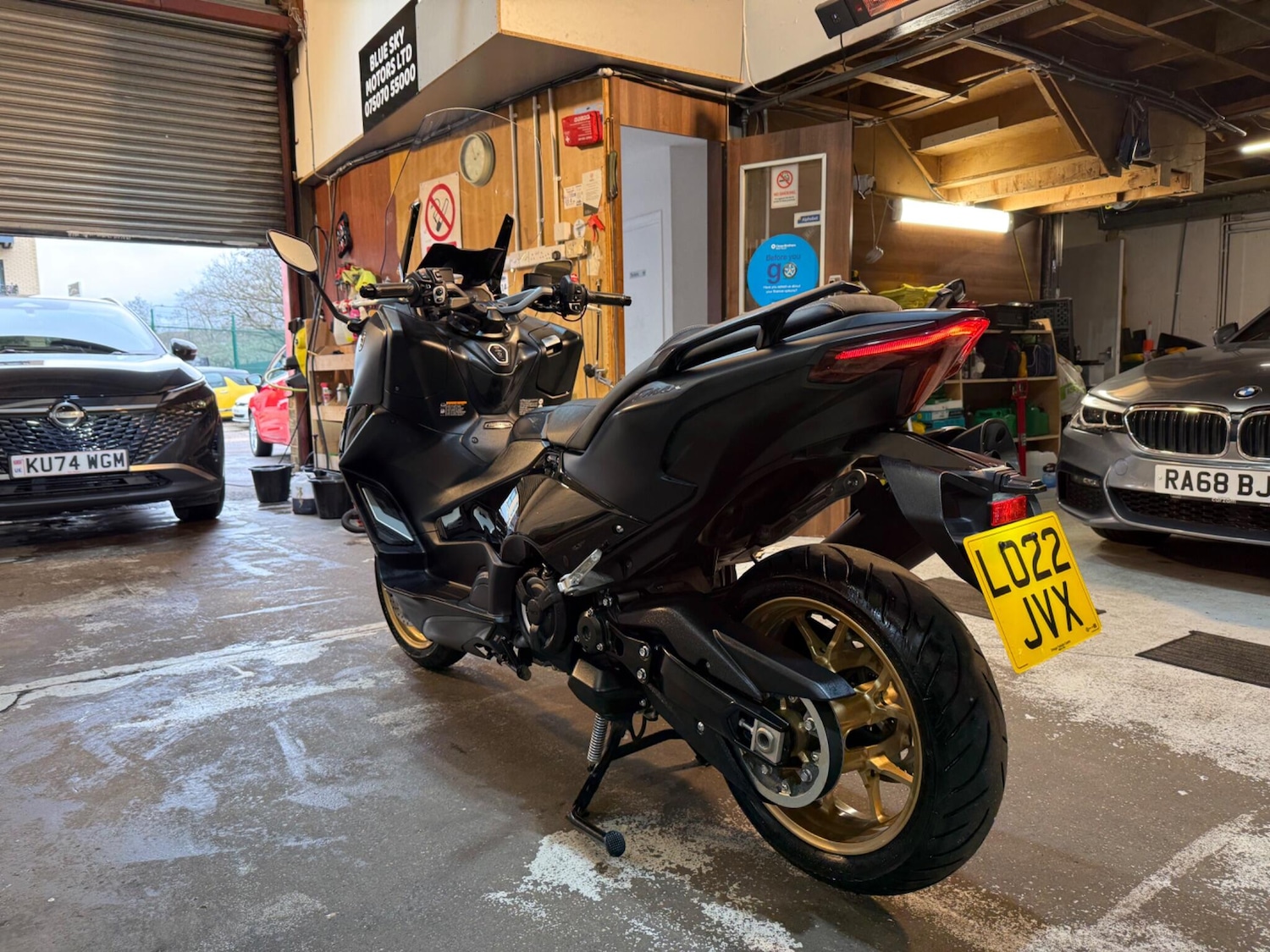 Yamaha TMAX 560