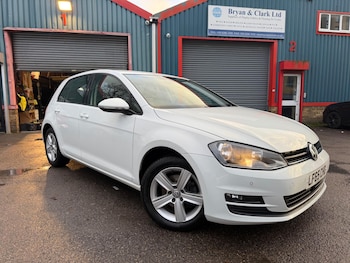 Used Volkswagen Golf 2015 for sale - 77306292: Photo
