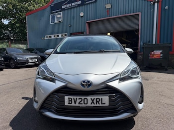Used Toyota Yaris 2020 for sale - 78923306: Photo