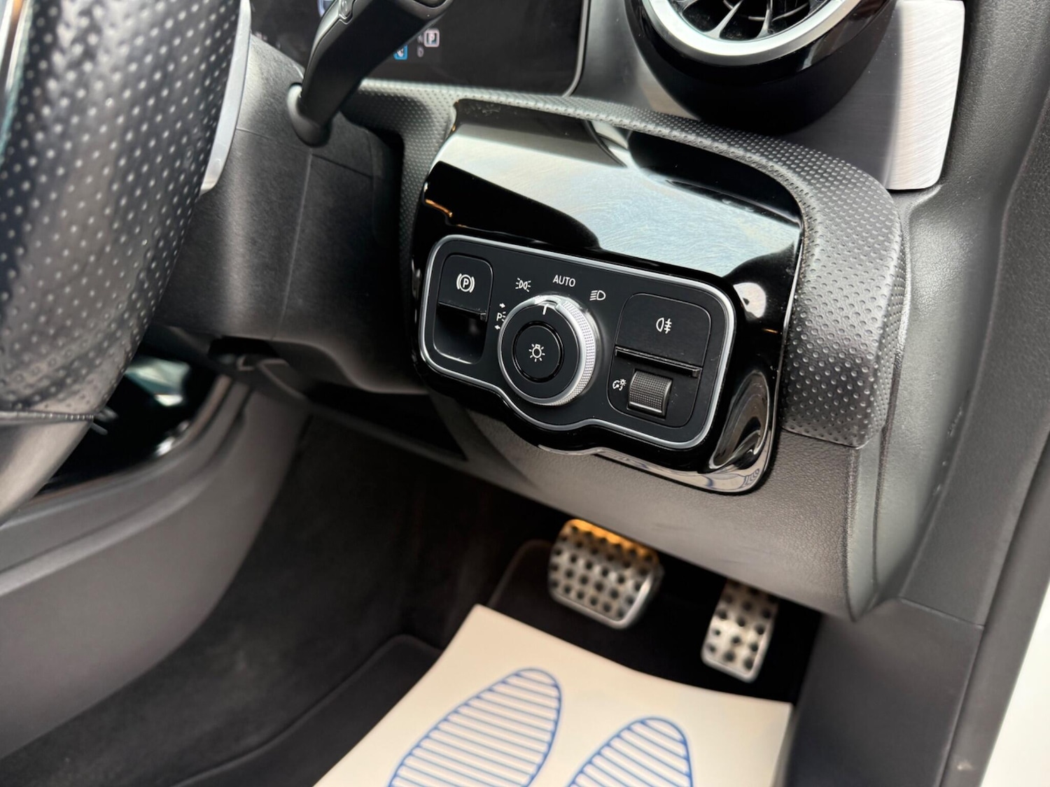 Used Mercedes-Benz CLA 2020 for sale - 76584090: Photo 10