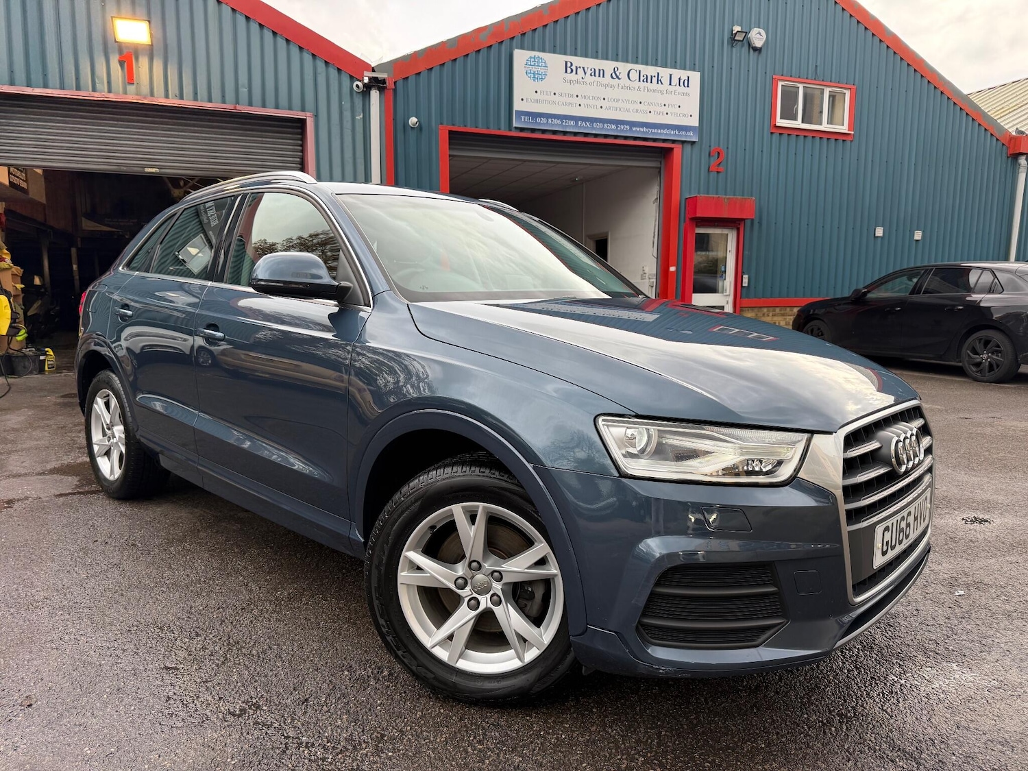 Used Audi Q3 for sale - 76499850: Photo 3