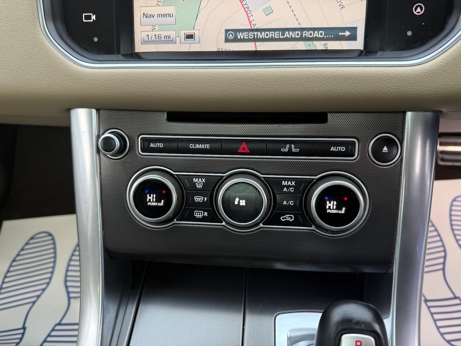 Used Land Rover Range Rover Sport 2017 for sale - 76295355: Photo 14