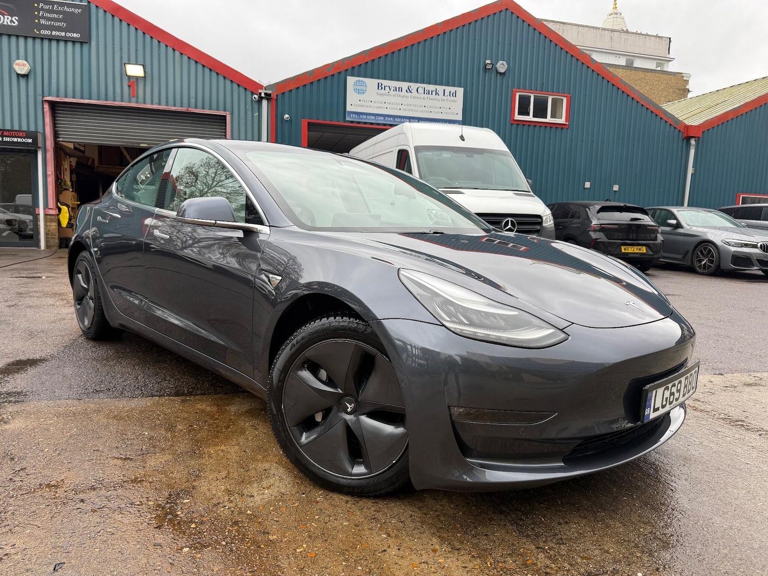 Used Tesla Model 3 2019 for sale - 76992460: Photo 3