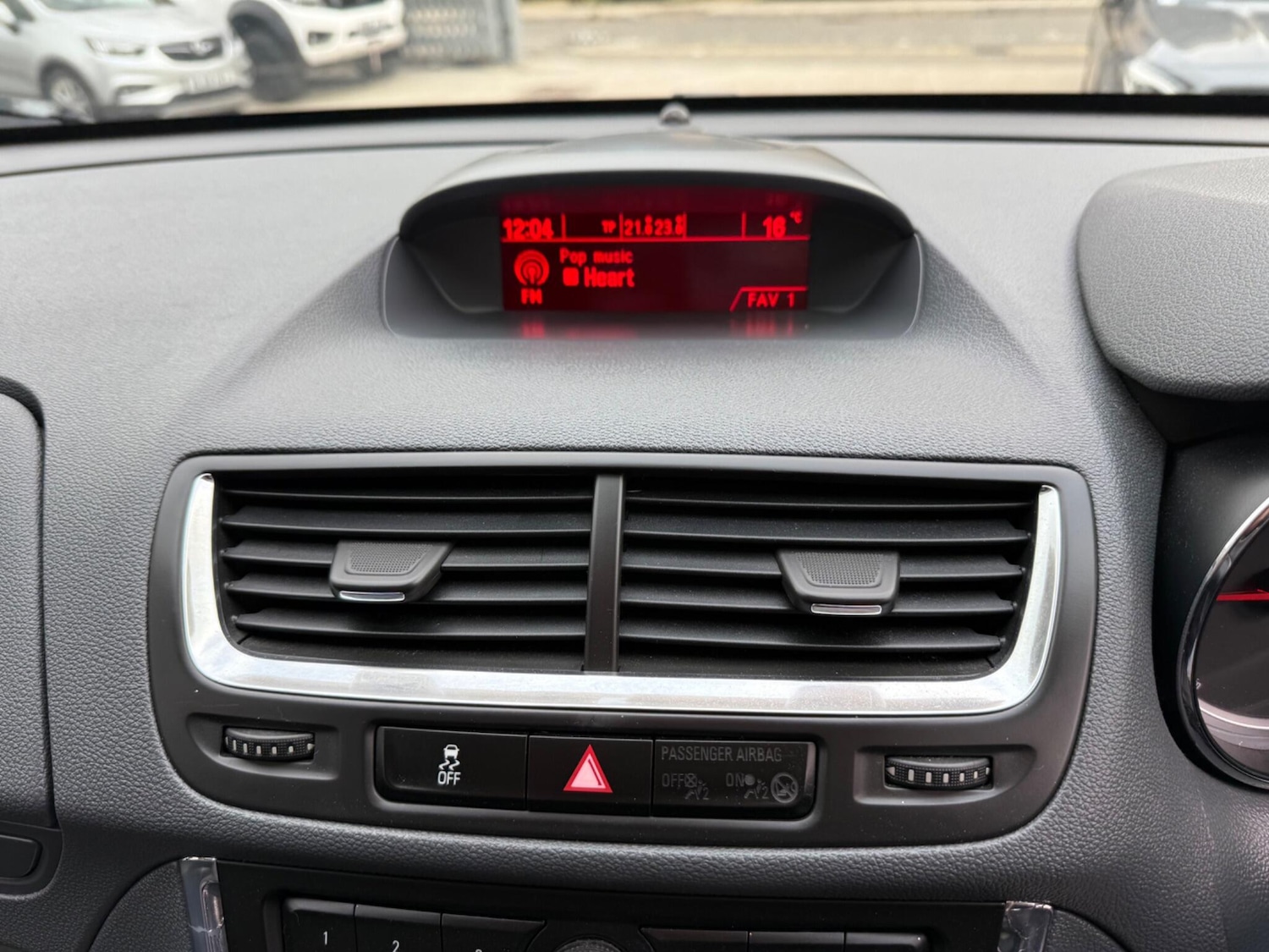 Used Vauxhall Mokka 2014 for sale - 76990460: Photo 11