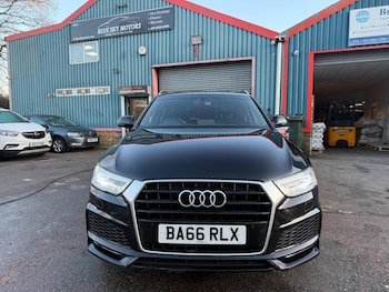 Used Audi Q3 2017 for sale - 77091102: Photo