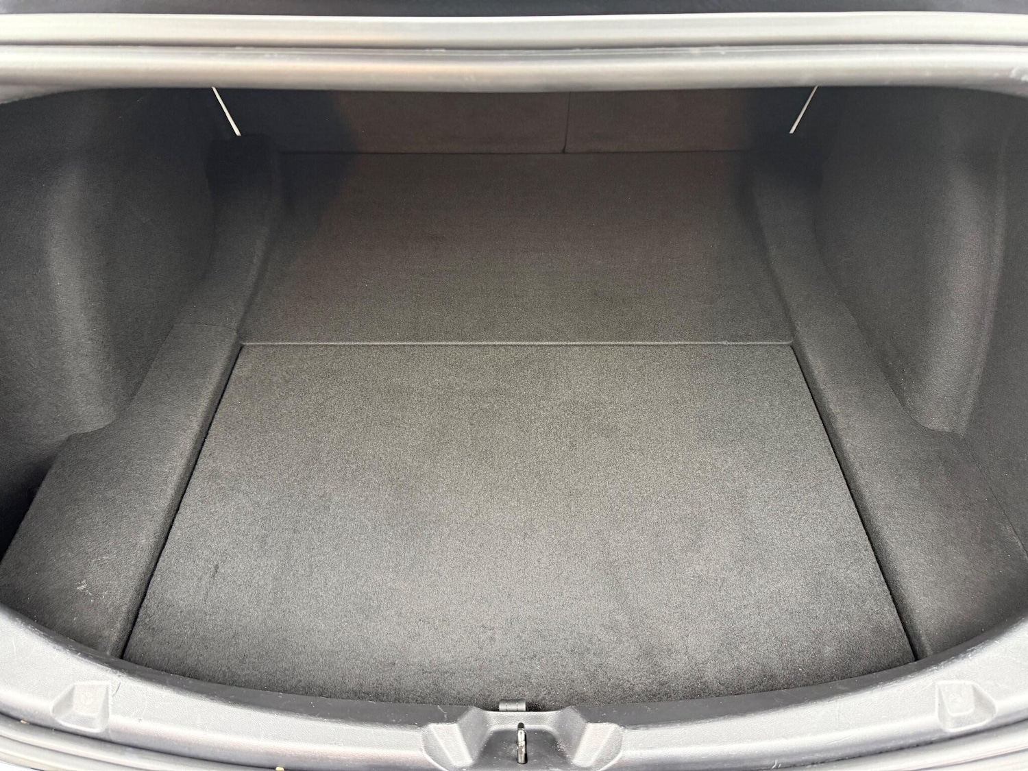 Used Tesla Model 3 for sale - 77215445: Photo 5