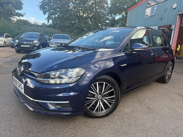 Used Volkswagen Golf 2018 for sale - 75492388: Photo 1