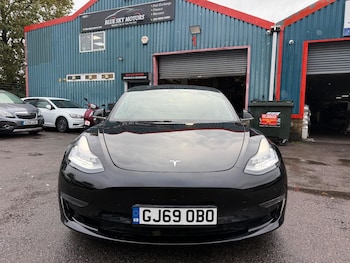 Used Tesla Model 3 2019 for sale - 76336875: Photo