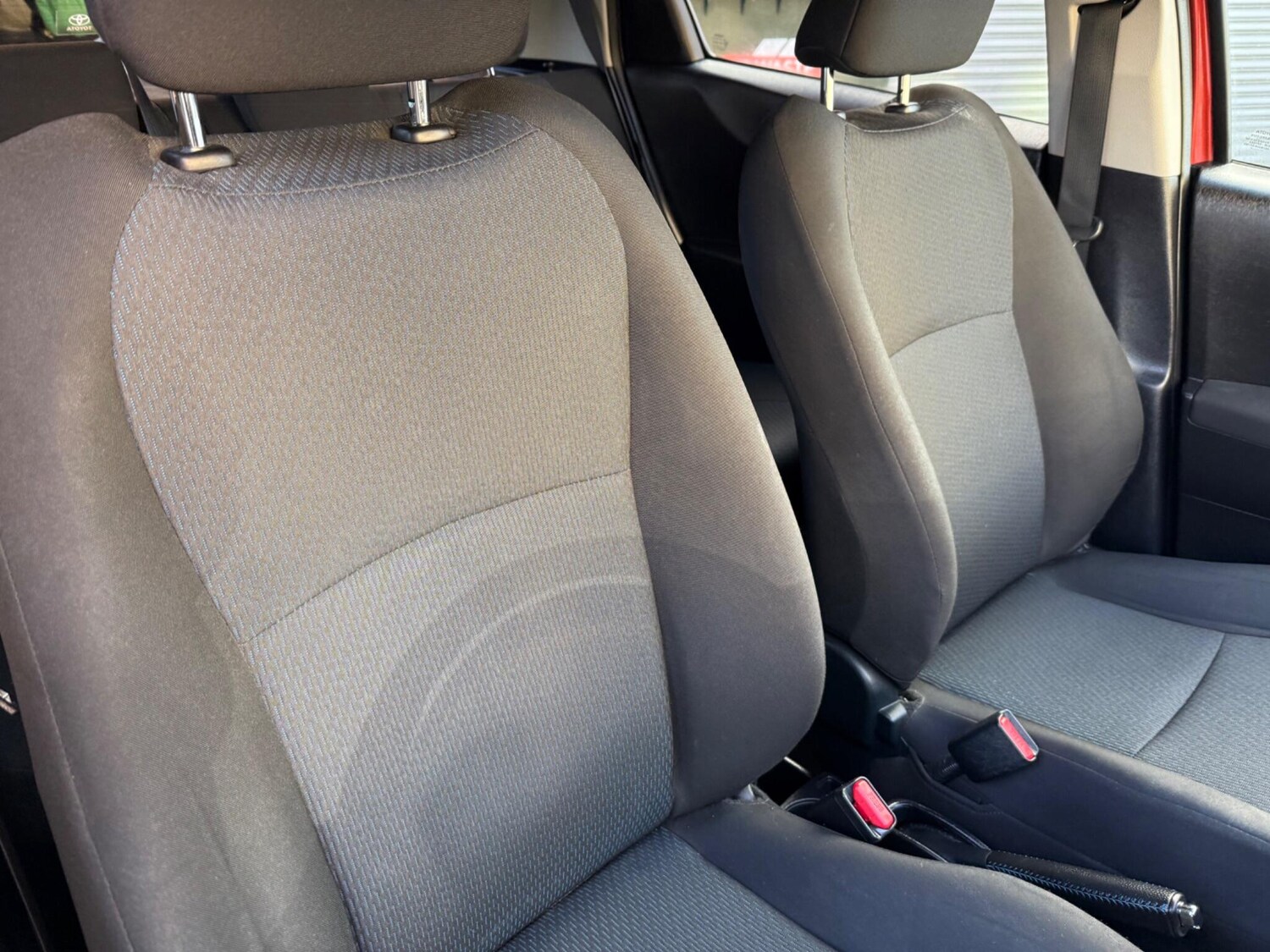 Used Toyota Yaris 2014 for sale - 77344134: Photo 15