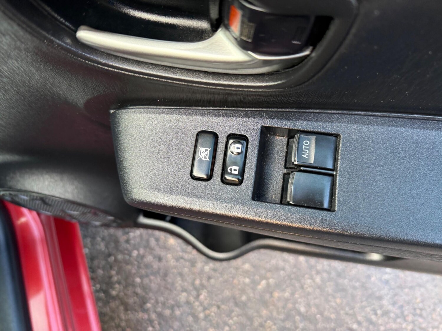 Used Toyota Yaris 2014 for sale - 77344134: Photo 17