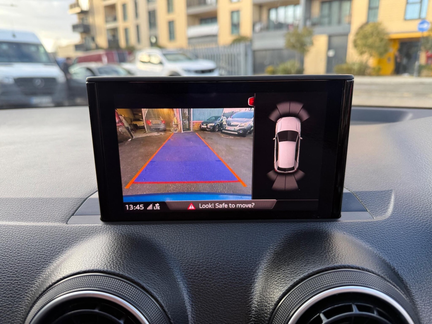 Used Audi Q2 2017 for sale - 77120449: Photo 12