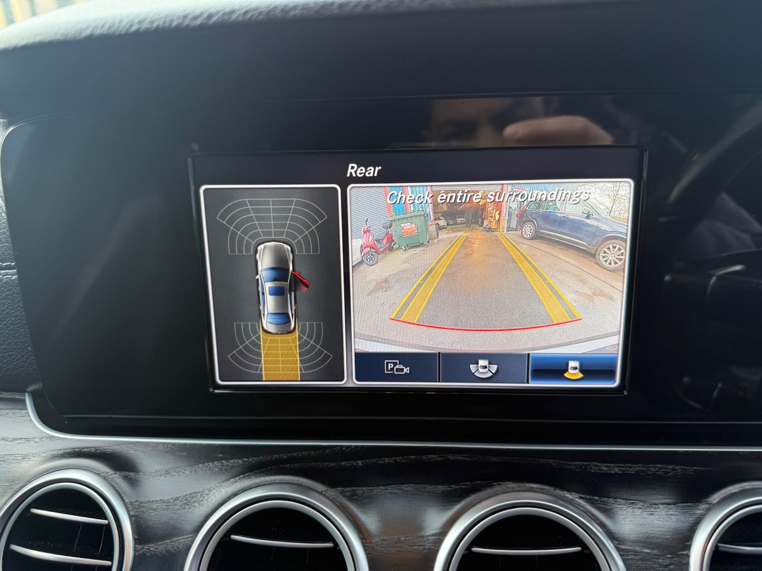 Used Mercedes-Benz E Class 2017 for sale - 77306342: Photo 12