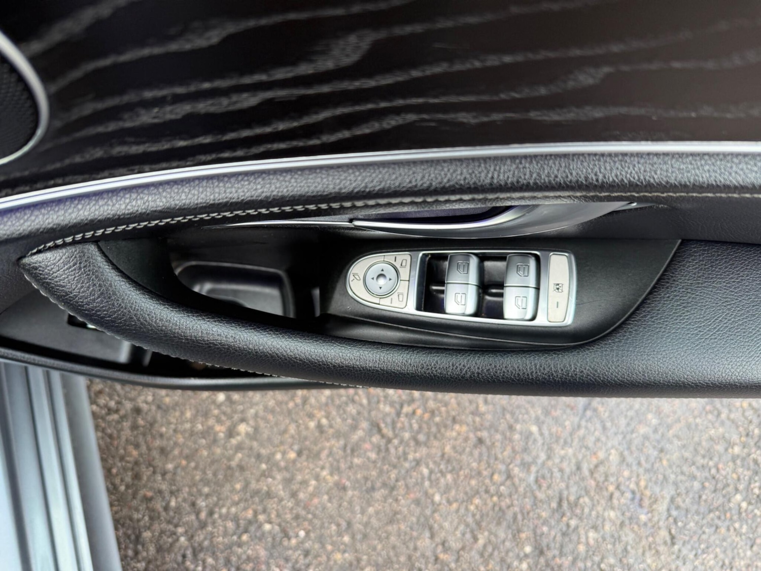 Used Mercedes-Benz E Class 2017 for sale - 77306342: Photo 17