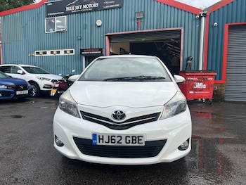 Used Toyota Yaris 2012 for sale - 75720461: Photo