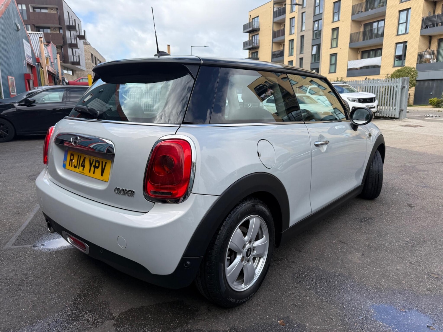 Used MINI Hatch 2014 for sale - 76993452: Photo 18