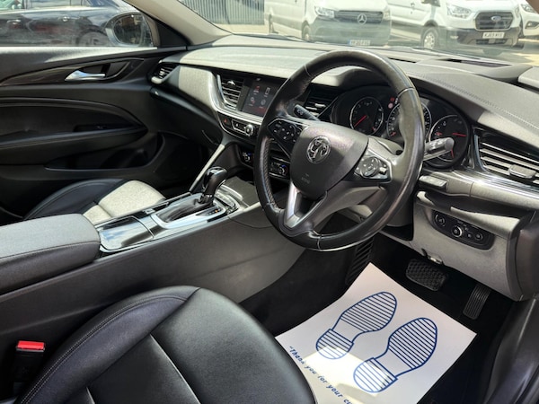 Used Vauxhall Insignia 2017 for sale - 76137632: Photo 8