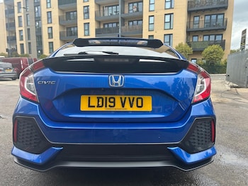 Used Honda Civic 2019 for sale - 75696935: Photo