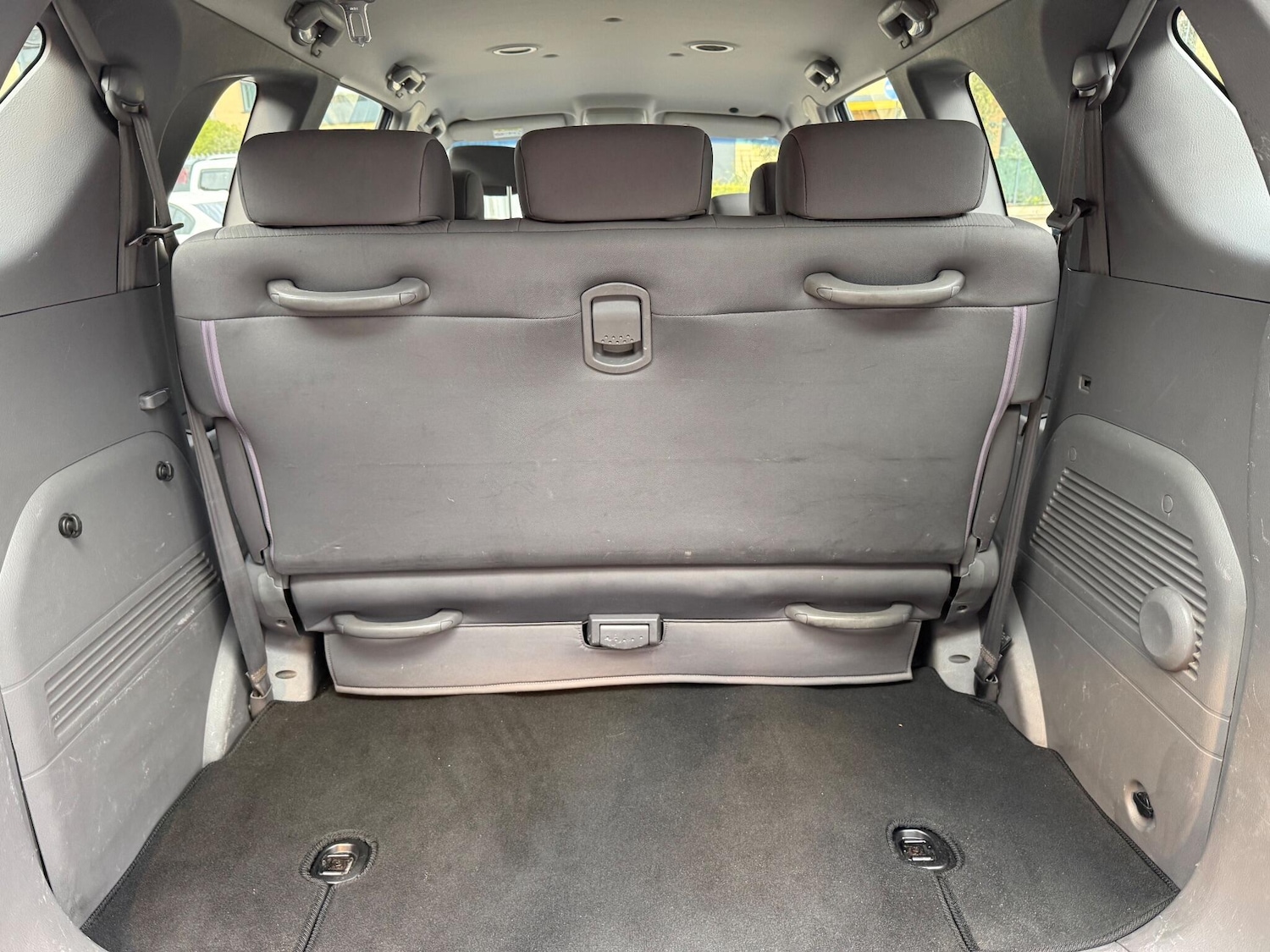 Used Ssangyong Turismo 2015 for sale - 76989852: Photo 5