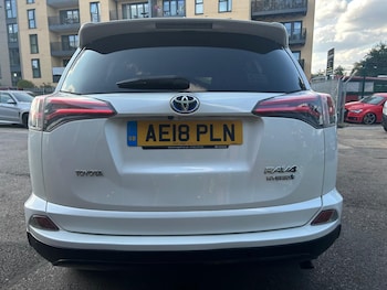Used Toyota RAV4 2018 for sale - 75430420: Photo