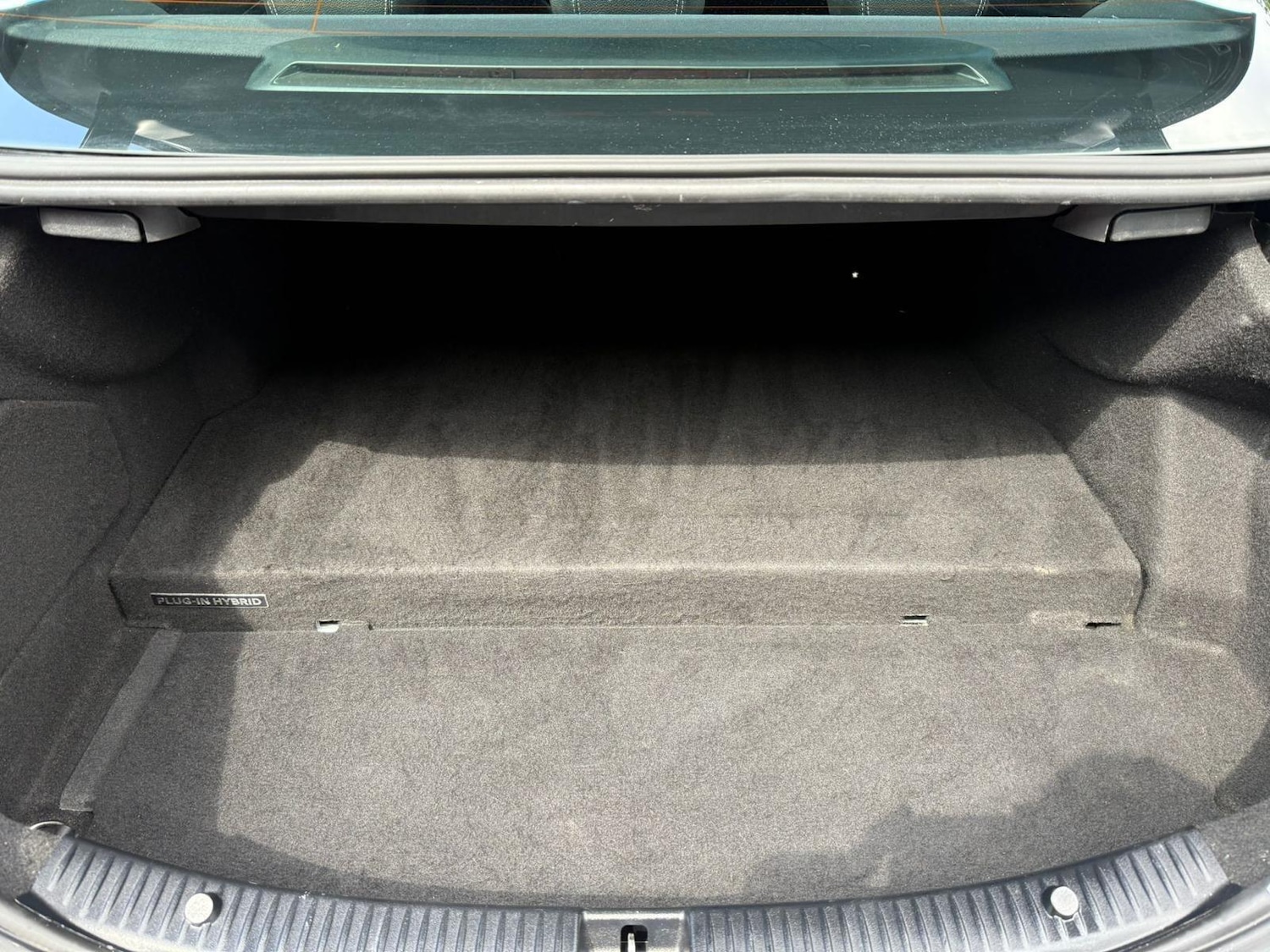 Used Mercedes-Benz C Class 2017 for sale - 78147937: Photo 5