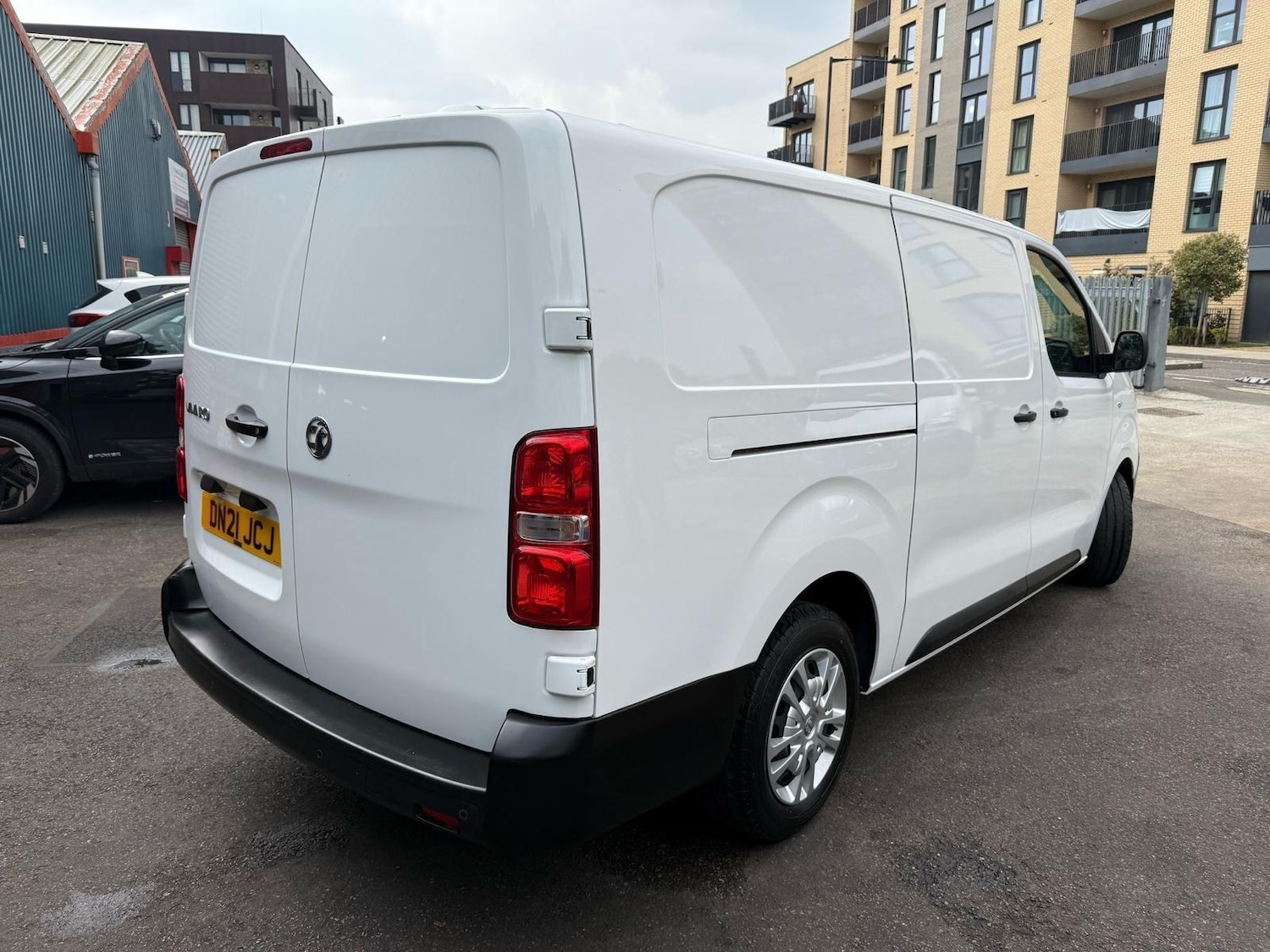 Used Vauxhall Vivaro 2021 for sale - 77411434: Photo 18