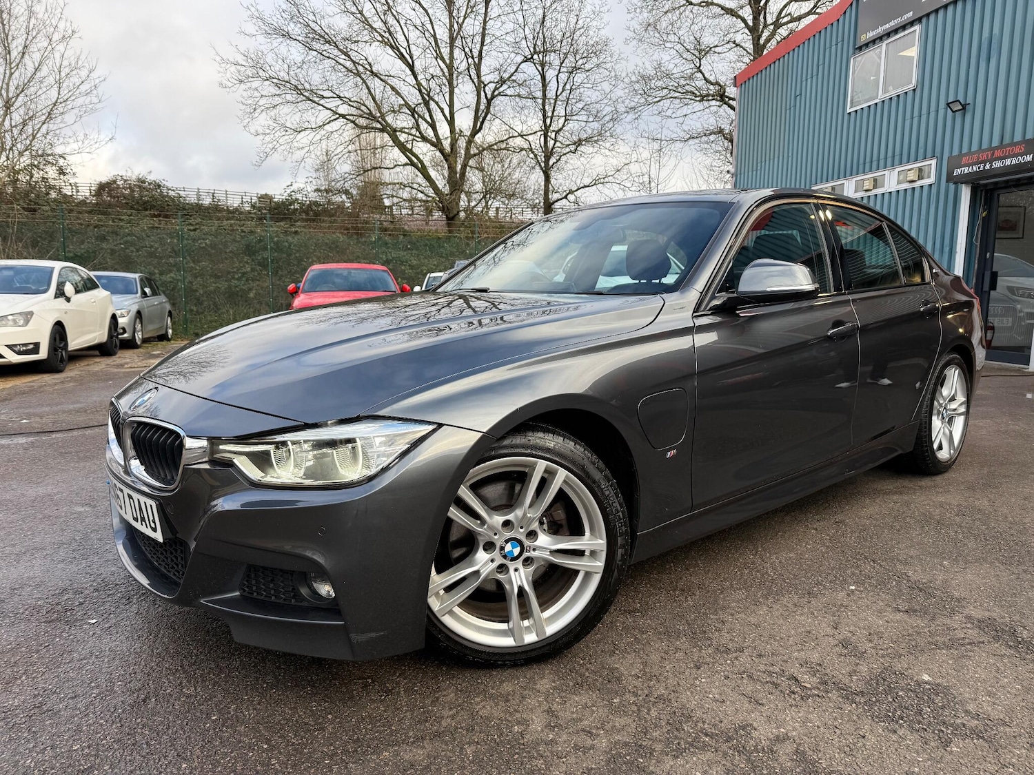 Used BMW 3 Series 2017 for sale - 77155746: Photo 1