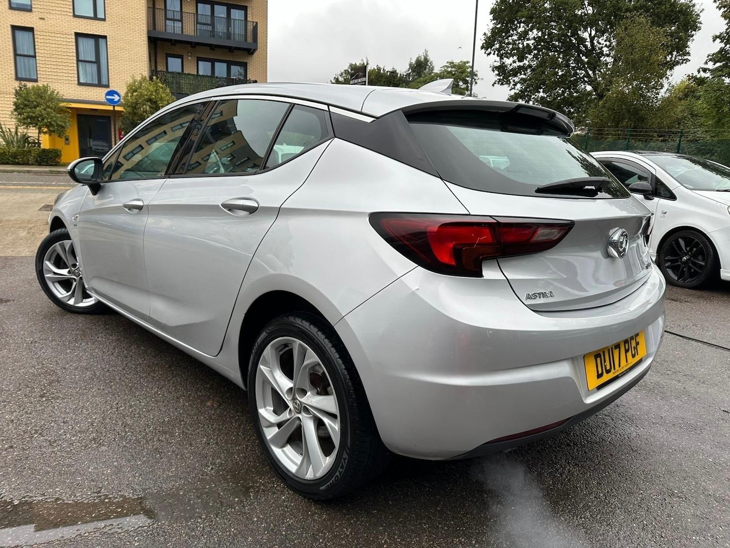Vehicle 21