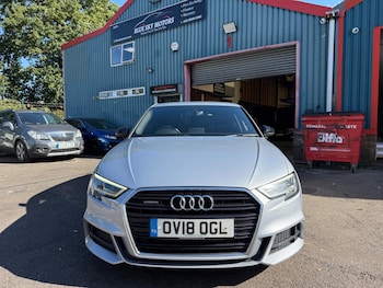Used Audi A3 2018 for sale - 76043252: Photo 2