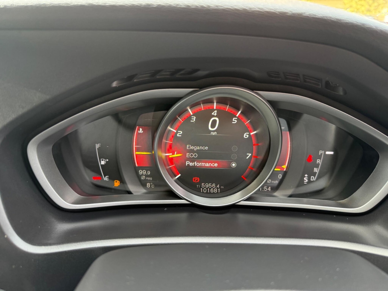 Used Volvo V40 2016 for sale - 77538152: Photo 10