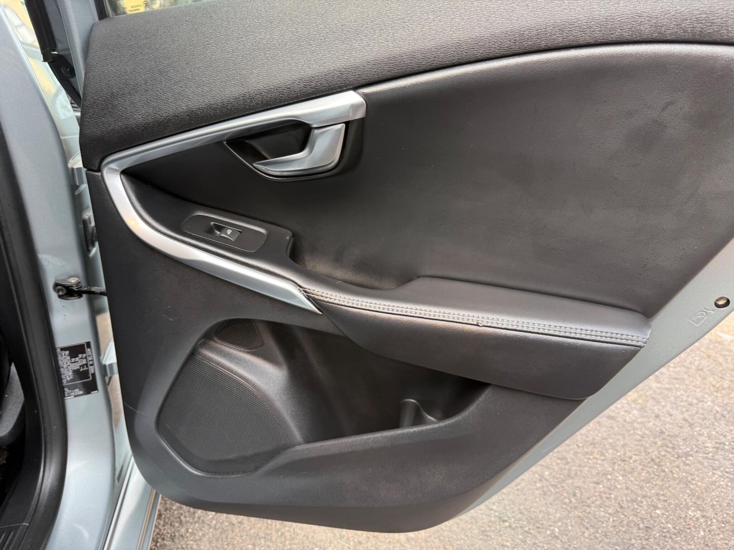 Used Volvo V40 2016 for sale - 77538152: Photo 22