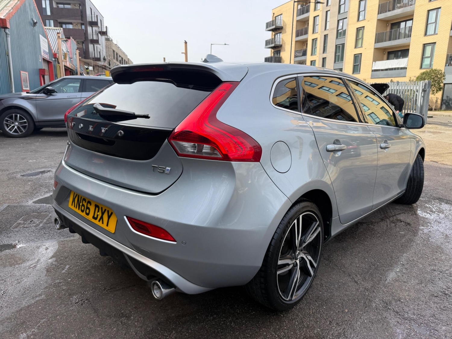 Used Volvo V40 2016 for sale - 77538152: Photo 24