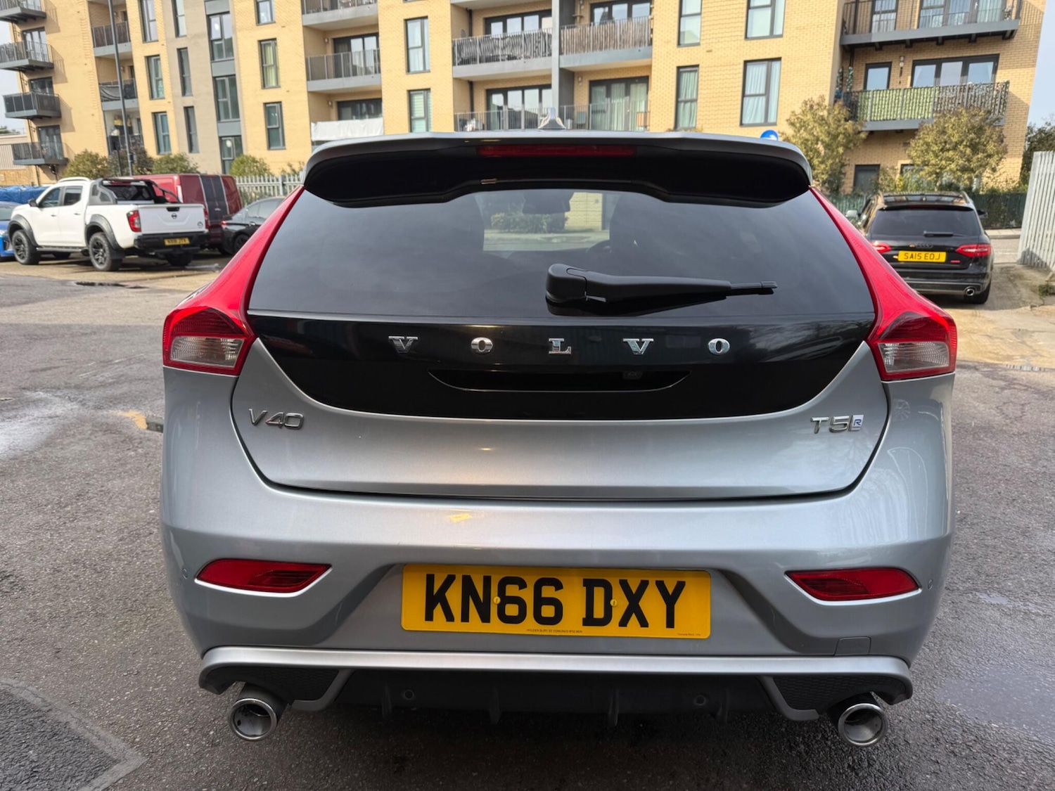 Used Volvo V40 2016 for sale - 77538152: Photo 4