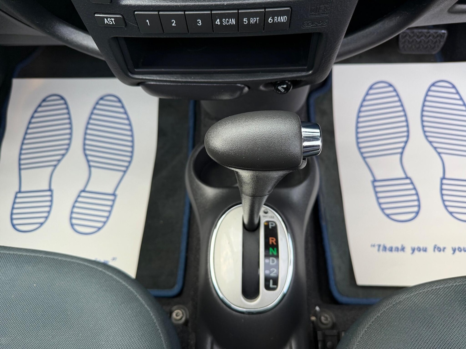 Used Toyota Yaris 2003 for sale - 76457534: Photo 11