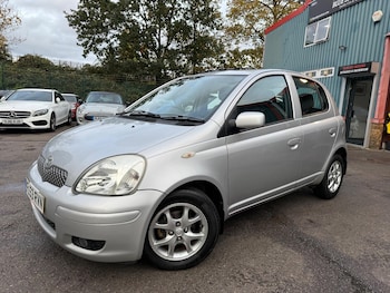 Used Toyota Yaris 2003 for sale - 76457534: Photo