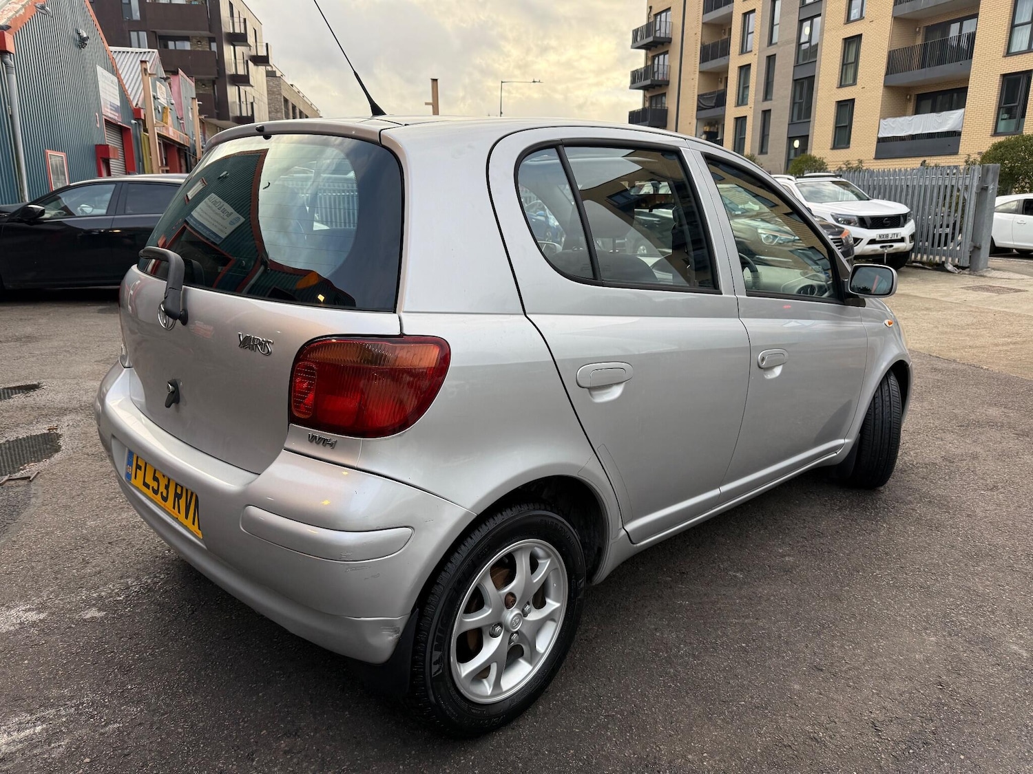 Used Toyota Yaris 2003 for sale - 76457534: Photo 22