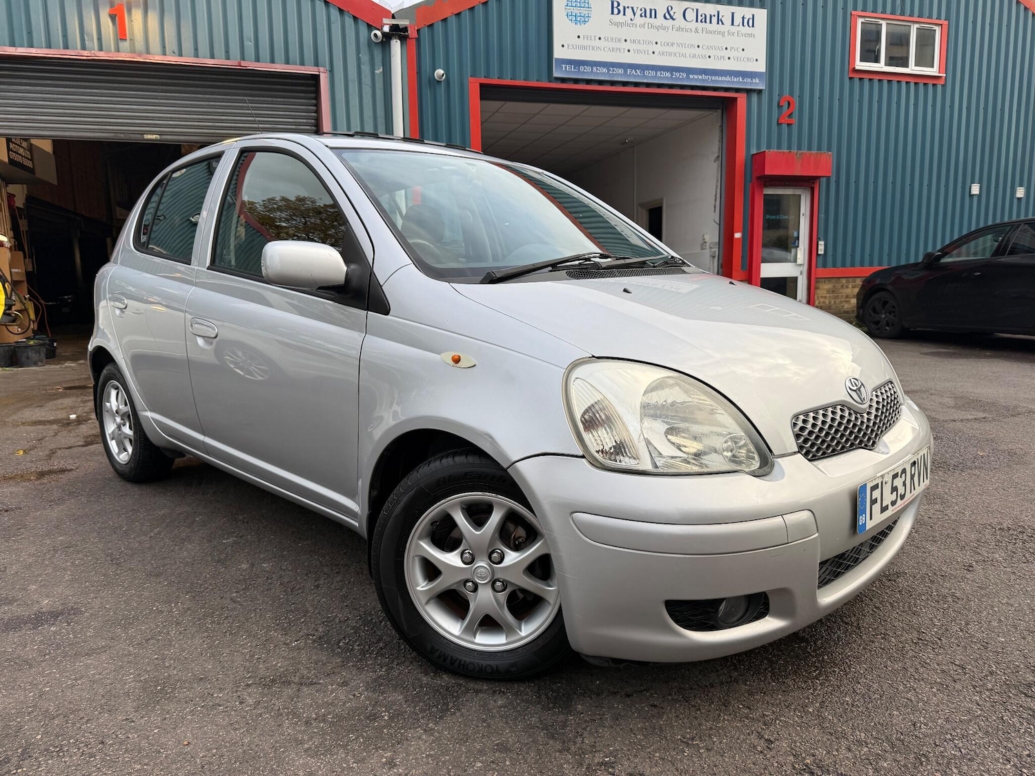 Used Toyota Yaris 2003 for sale - 76457534: Photo 3