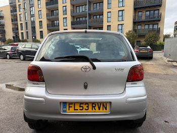 Used Toyota Yaris 2003 for sale - 76457534: Photo