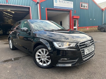 Used Audi A3 2013 for sale - 75400600: Photo