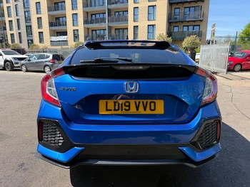 Used Honda Civic 2019 for sale - 78822348: Photo