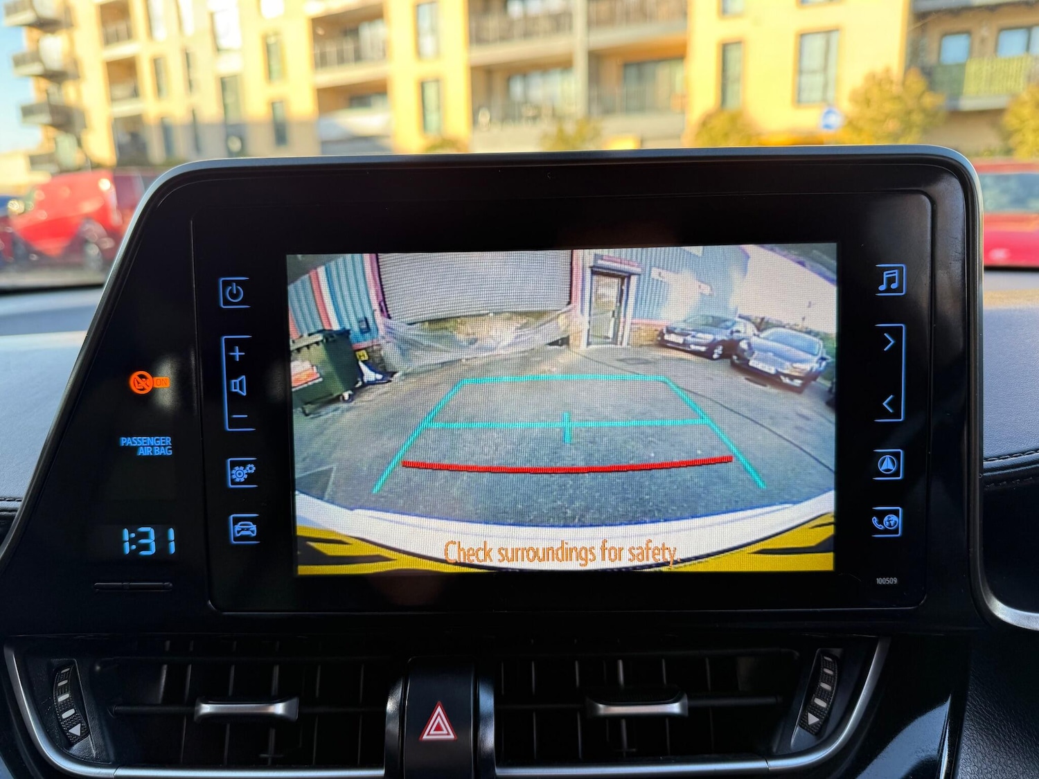 Used Toyota C-HR 2019 for sale - 77040930: Photo 12