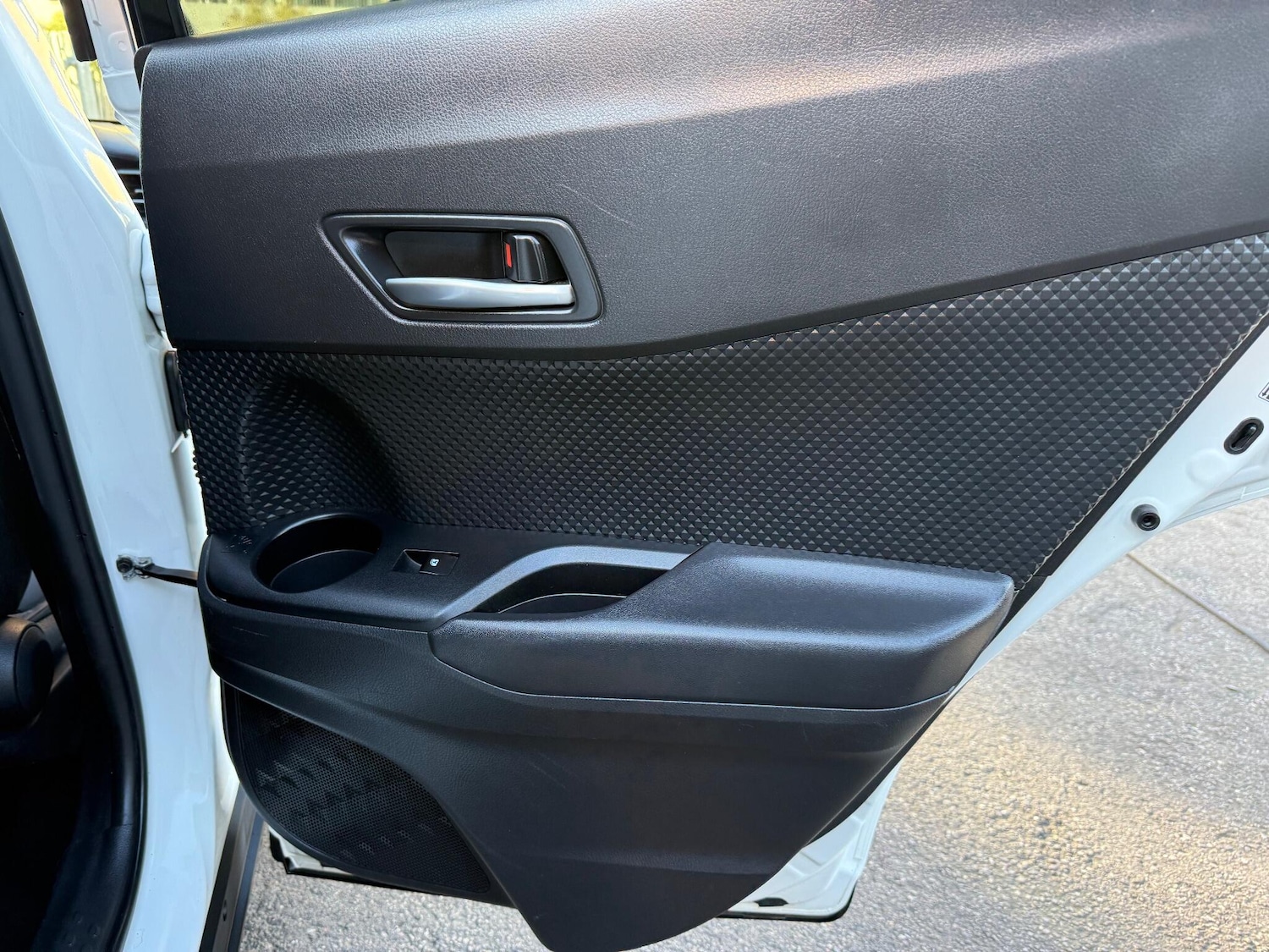 Used Toyota C-HR 2019 for sale - 77040930: Photo 21