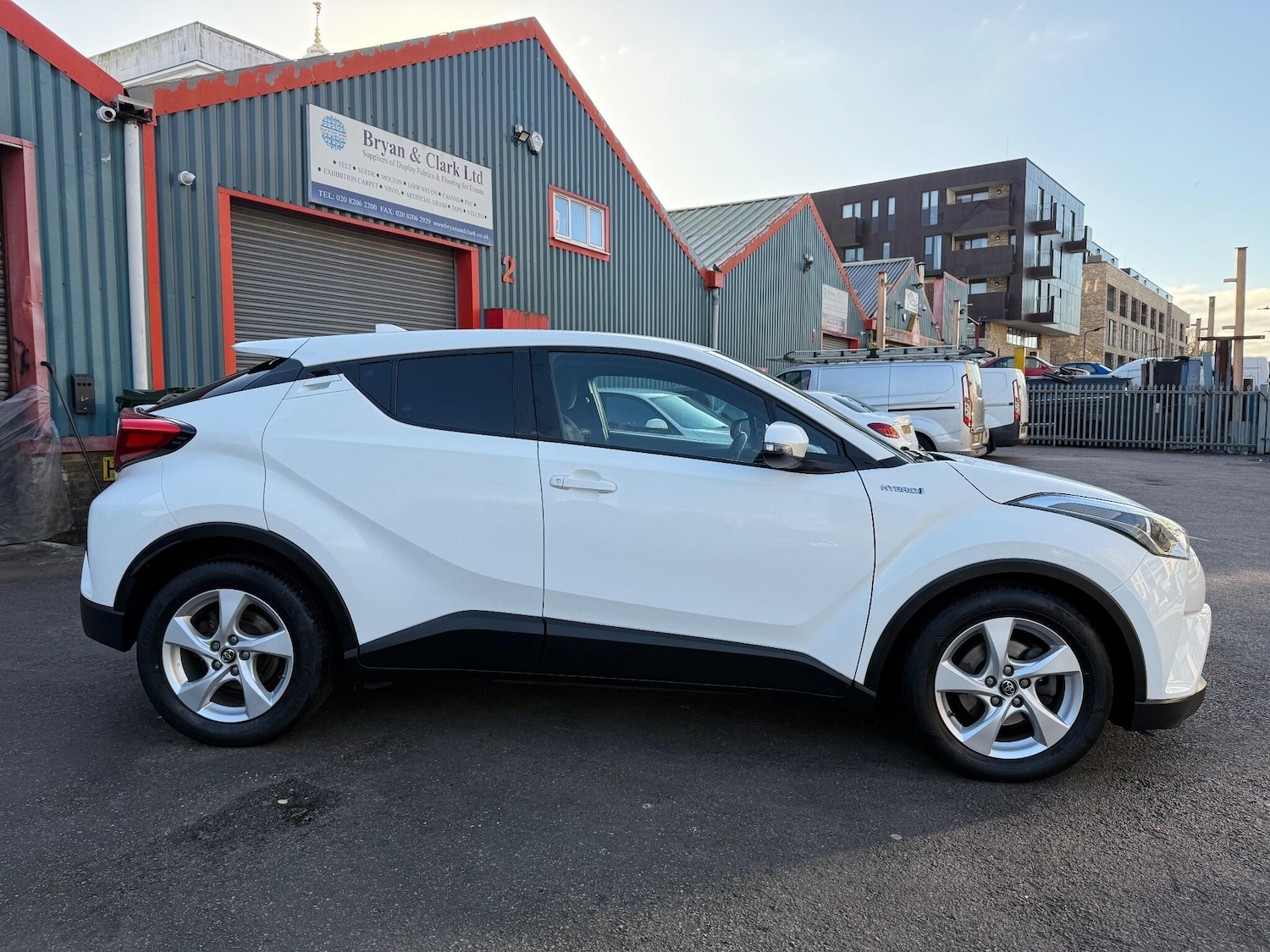 Used Toyota C-HR 2019 for sale - 77040930: Photo 24