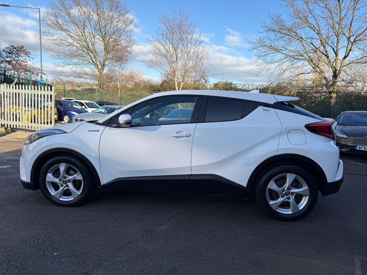 Used Toyota C-HR 2019 for sale - 77040930: Photo 25