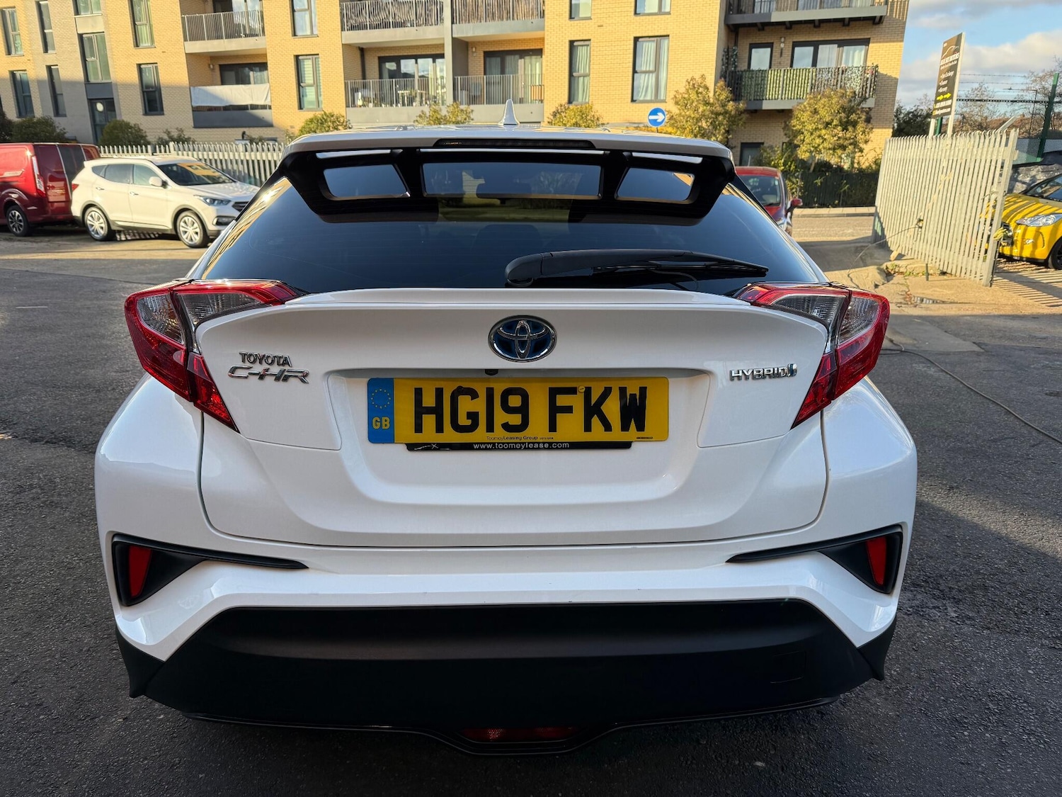 Used Toyota C-HR 2019 for sale - 77040930: Photo 4