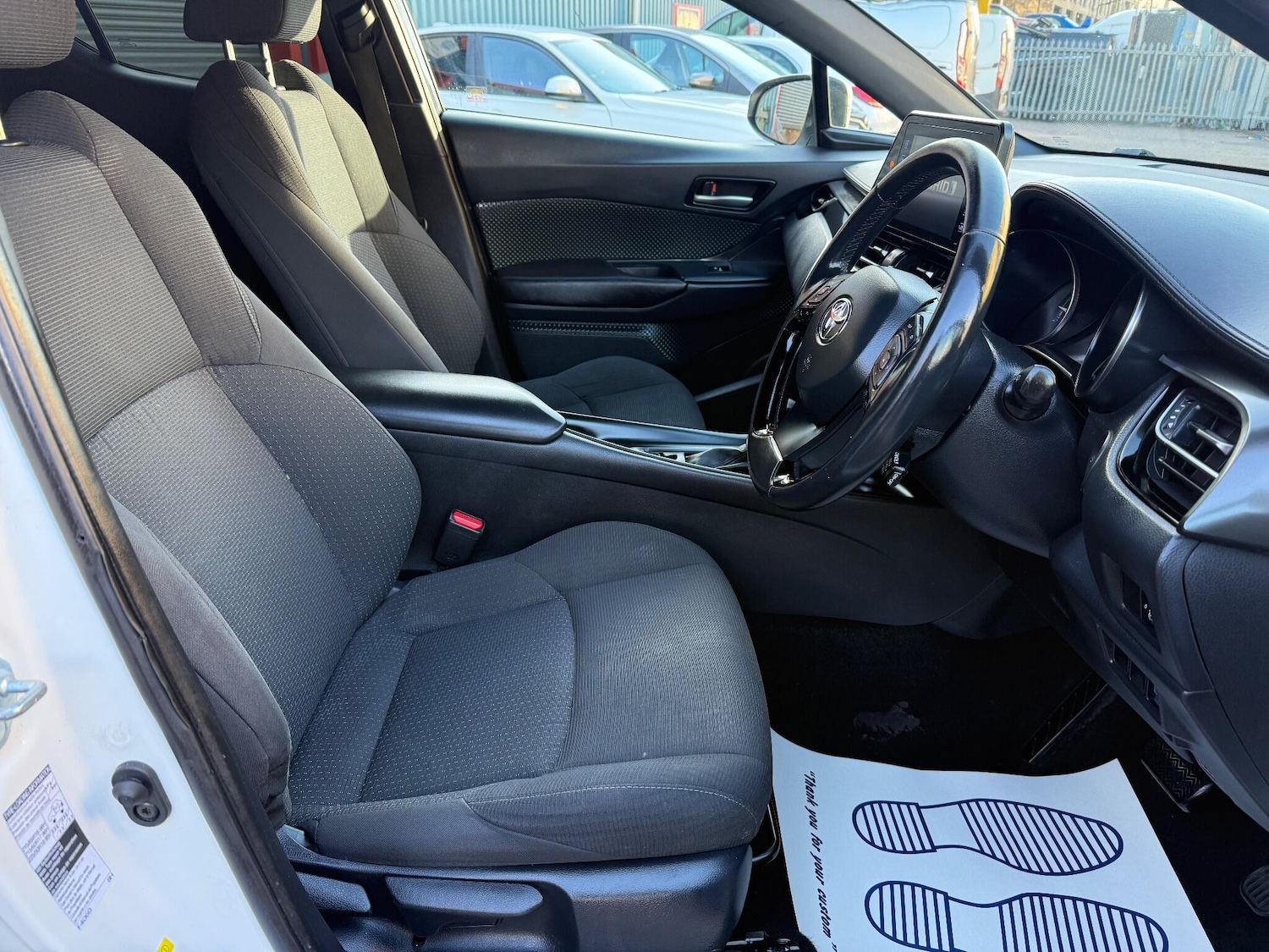 Used Toyota C-HR 2019 for sale - 77040930: Photo 6