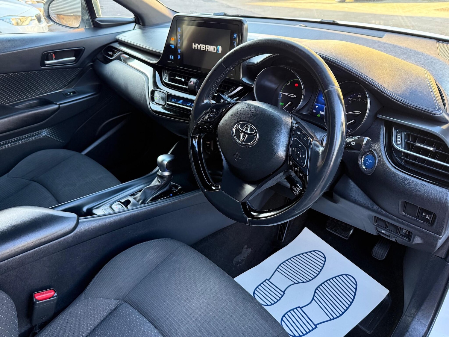 Used Toyota C-HR 2019 for sale - 77040930: Photo 8